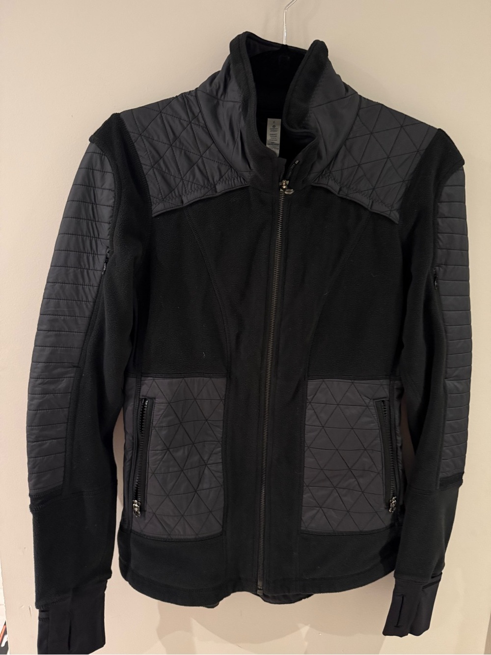 Lululemon Black Quilted Panel Zip-Up Jacket fleece